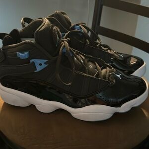 Men’s Jordan shoes size 8